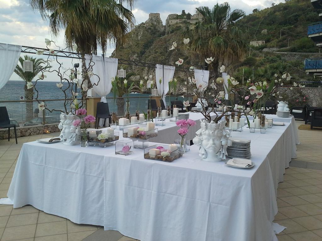 Elihotel SantʼAlessio Siculo Buitenkant foto